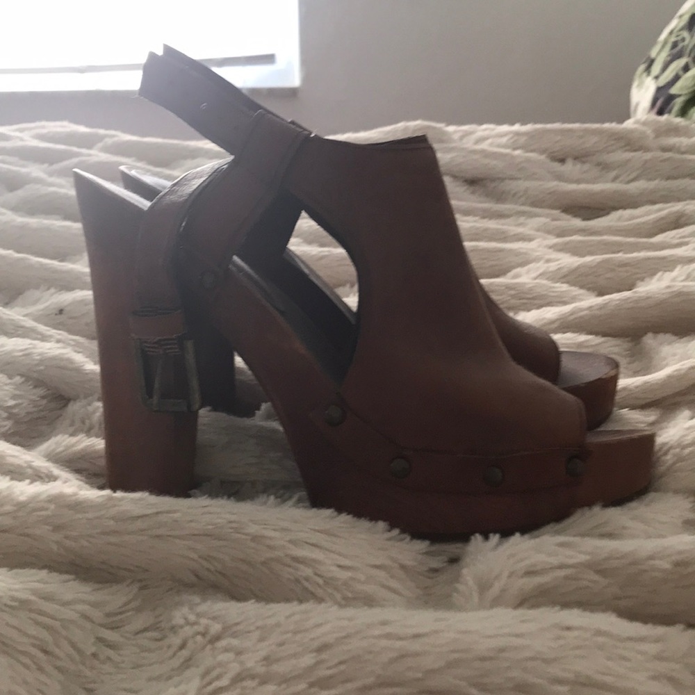 Brown  Leather Ralph Lauren Heels